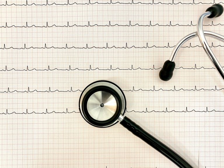 審美矯正で叶える理想の歯並びと健康美の秘密